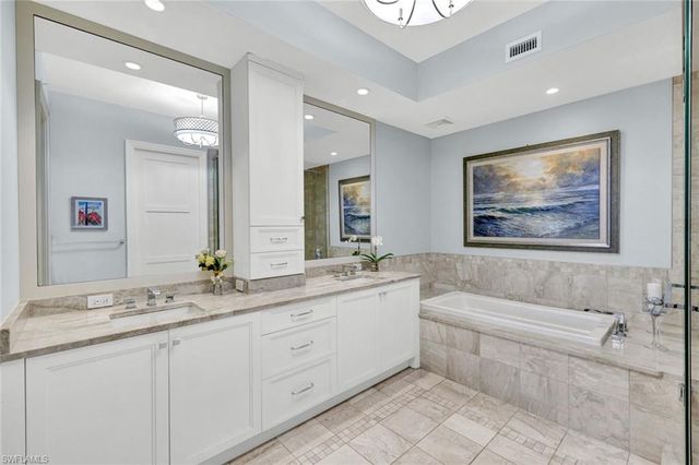 1035 3rd AVE S 201, Naples, FL 34102