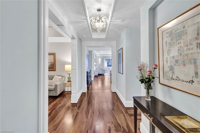 1035 3rd AVE S 201, Naples, FL 34102