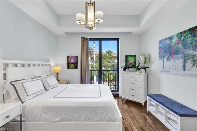 1035 3rd AVE S 201, Naples, FL 34102