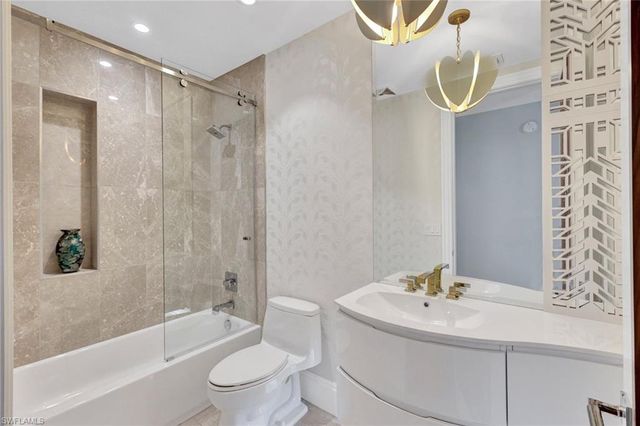 1035 3rd AVE S 201, Naples, FL 34102