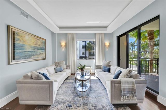 1035 3rd AVE S 201, Naples, FL 34102