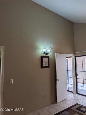 4287 N River Grove Cir Apt 107, Tucson, AZ 85719
