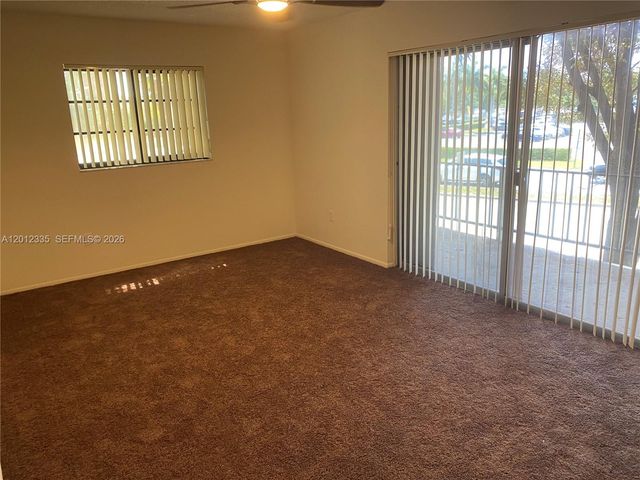 13711 SW 84th St A, Miami, FL 33183