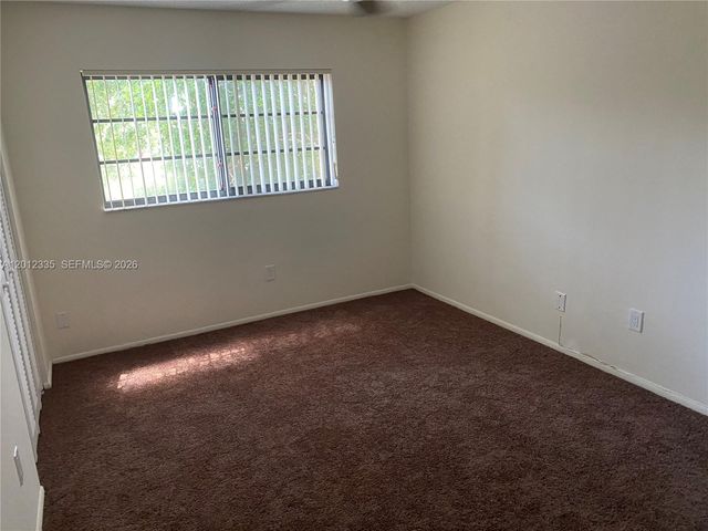 13711 SW 84th St A, Miami, FL 33183