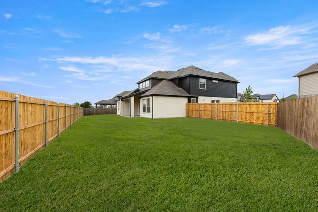 1743 Newport Lane, Cedar Hill, TX 75104