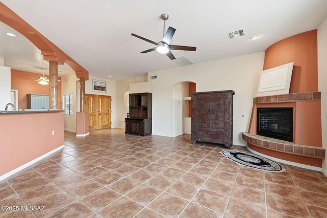 2209 S Via Massari, Green Valley, AZ 85614