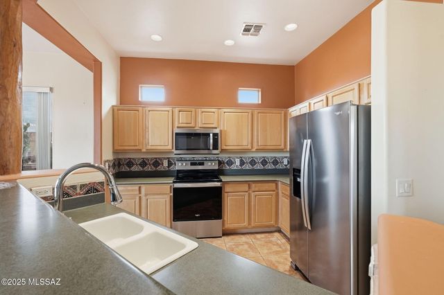 2209 S Via Massari, Green Valley, AZ 85614