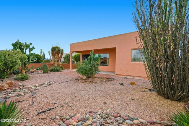 2209 S Via Massari, Green Valley, AZ 85614