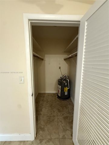 1211 NE 23rd Avenue 2, Pompano Beach, FL 33062