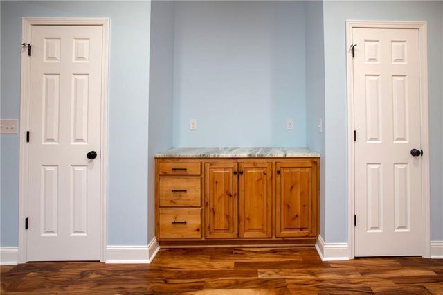 809 SE 600th Road, Knob Noster, MO 65336