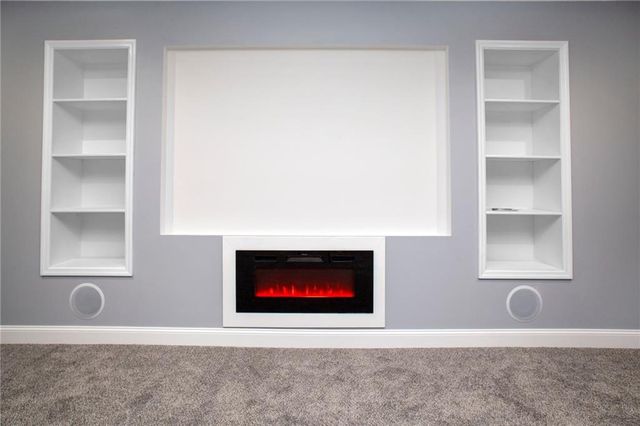 809 SE 600th Road, Knob Noster, MO 65336