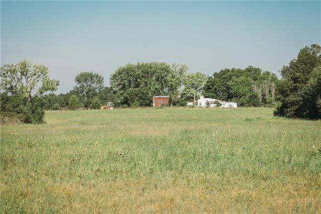 809 SE 600th Road, Knob Noster, MO 65336