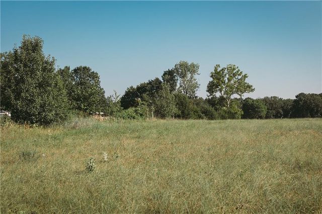 809 SE 600th Road, Knob Noster, MO 65336