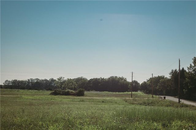 809 SE 600th Road, Knob Noster, MO 65336