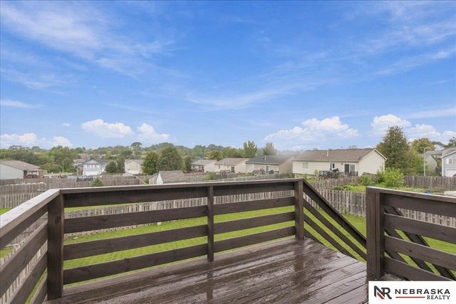 7412 N 74th Street, Omaha, NE 68122