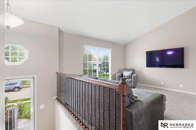 7412 N 74th Street, Omaha, NE 68122