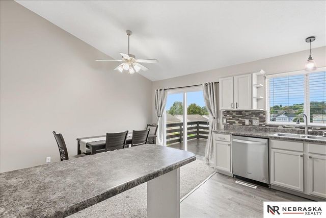 7412 N 74th Street, Omaha, NE 68122