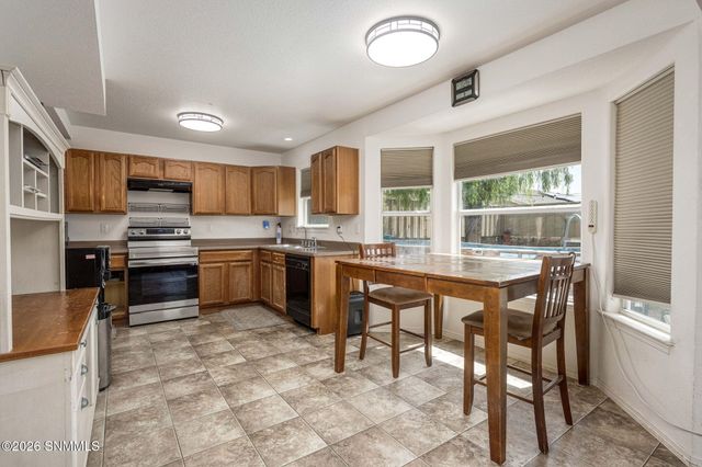 2881 San Lorenzo Avenue, Las Cruces, NM 88007