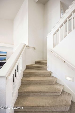 2881 San Lorenzo Avenue, Las Cruces, NM 88007