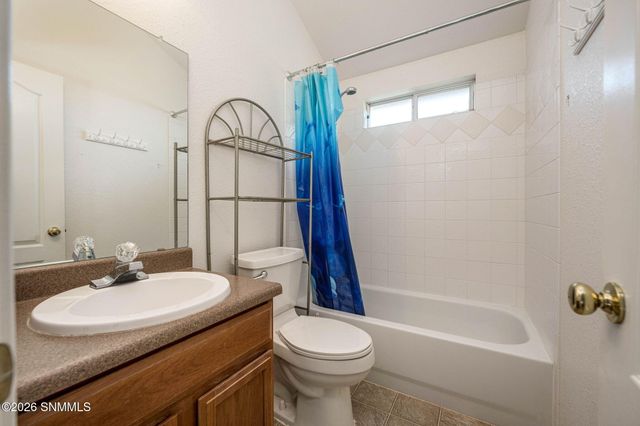 2881 San Lorenzo Avenue, Las Cruces, NM 88007