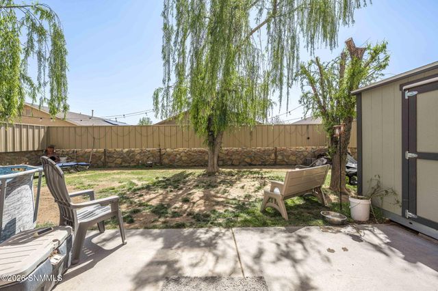 2881 San Lorenzo Avenue, Las Cruces, NM 88007