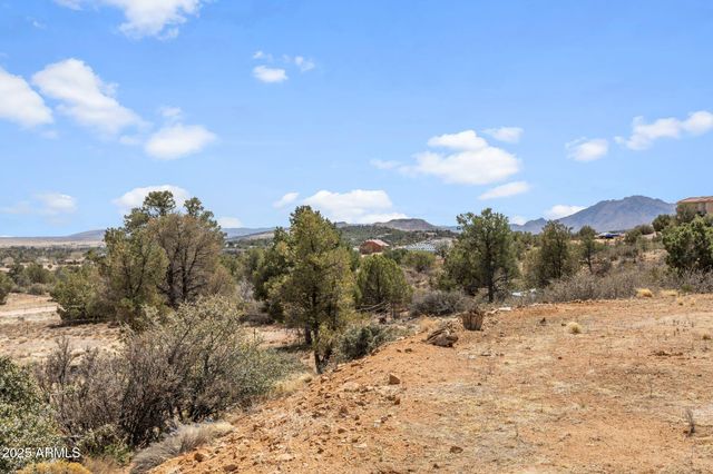 4555 W YOUNG Road, Prescott, AZ 86305