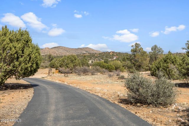 4555 W YOUNG Road, Prescott, AZ 86305