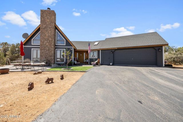 4555 W YOUNG Road, Prescott, AZ 86305