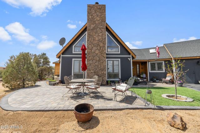 4555 W YOUNG Road, Prescott, AZ 86305