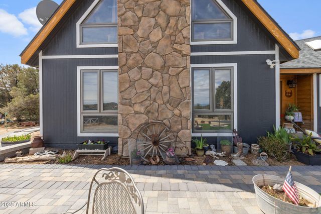 4555 W YOUNG Road, Prescott, AZ 86305