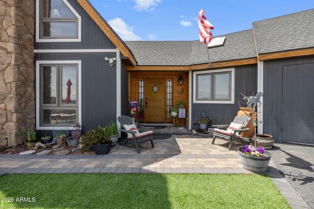 4555 W YOUNG Road, Prescott, AZ 86305