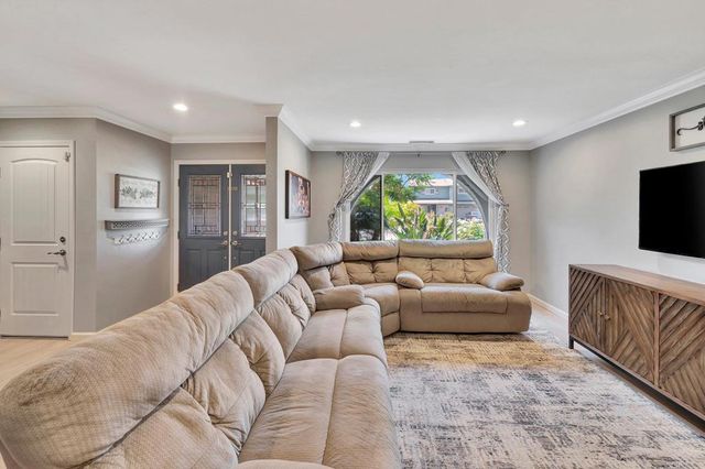 1915 Rees Road, San Marcos, CA 92069