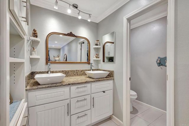 1915 Rees Road, San Marcos, CA 92069