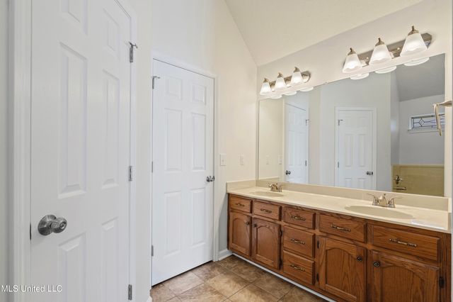 1656 Saddle Lane, Southaven, MS 38671