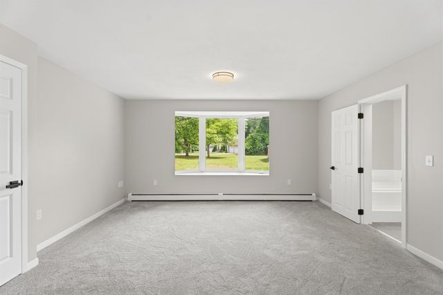22 Farm Lane, Seabrook, NH 03874