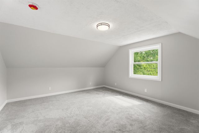 22 Farm Lane, Seabrook, NH 03874