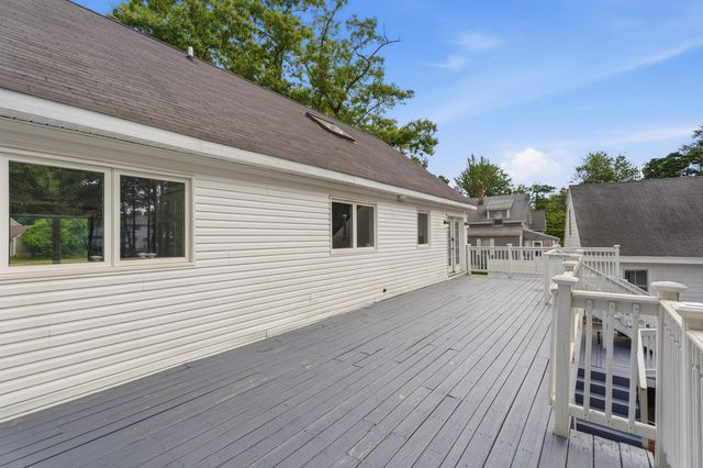 22 Farm Lane, Seabrook, NH 03874