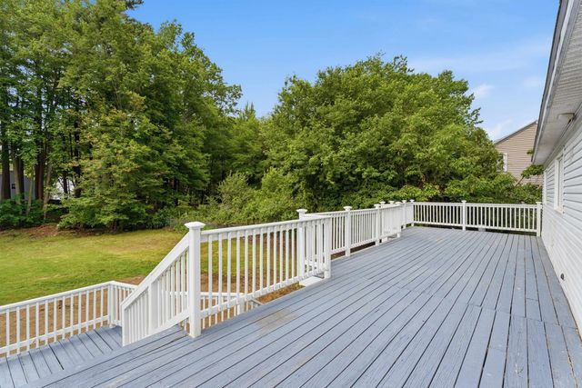 22 Farm Lane, Seabrook, NH 03874