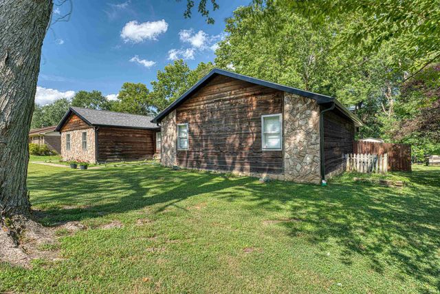 5366 Jeffries Lane, Newburgh, IN 47630
