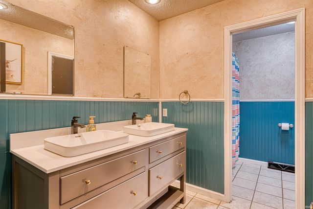 5366 Jeffries Lane, Newburgh, IN 47630