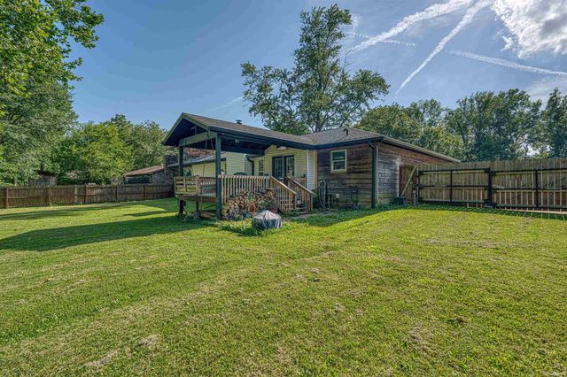 5366 Jeffries Lane, Newburgh, IN 47630