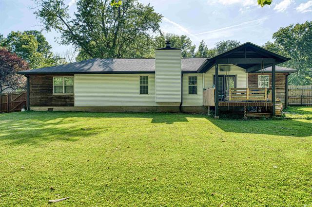 5366 Jeffries Lane, Newburgh, IN 47630