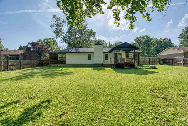5366 Jeffries Lane, Newburgh, IN 47630
