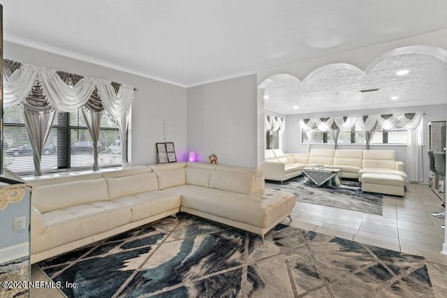 5741 FARGO Court, Jacksonville, FL 32207