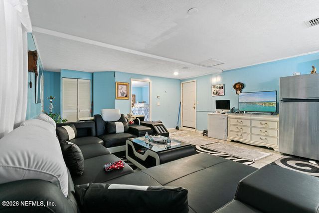 5741 FARGO Court, Jacksonville, FL 32207