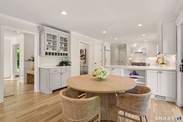 463 White Oak Shade Road, New Canaan, CT 06840