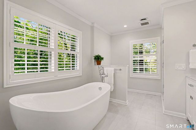 463 White Oak Shade Road, New Canaan, CT 06840
