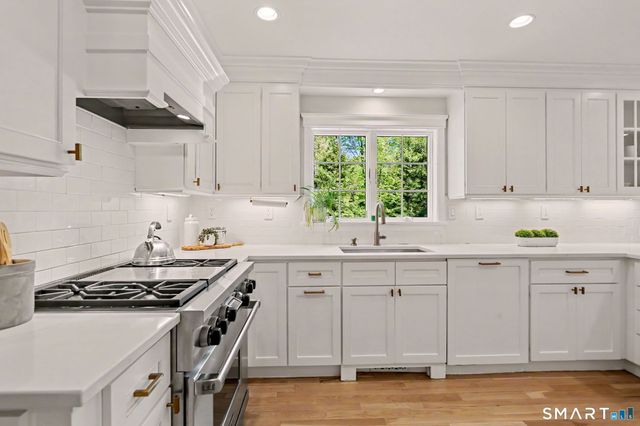 463 White Oak Shade Road, New Canaan, CT 06840