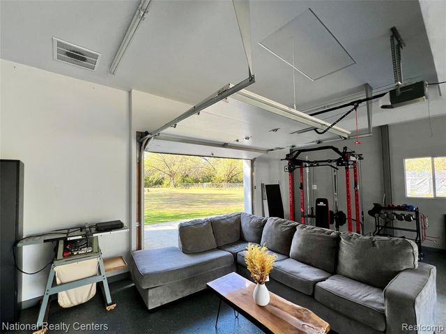 7444 Rory Street, Grand Blanc, MI 48439