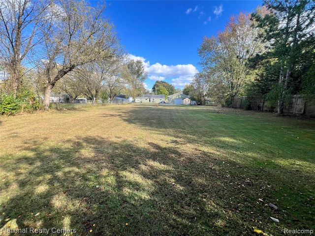 7444 Rory Street, Grand Blanc, MI 48439